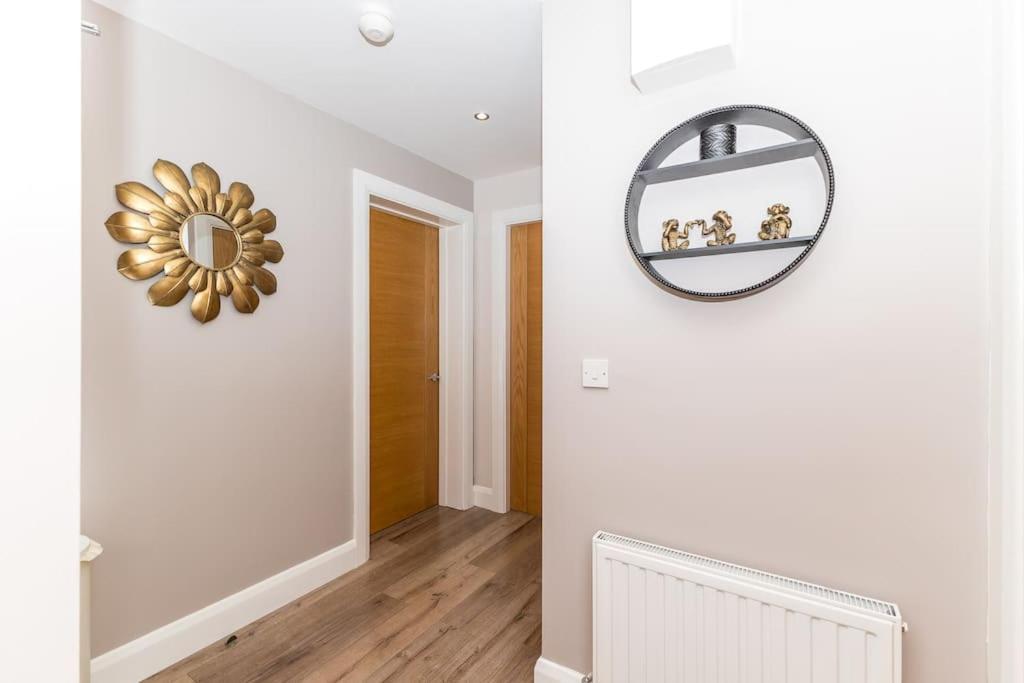 2 Bed In *